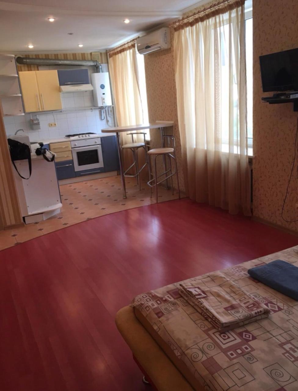Red Apartment 2019 Very Centre Herson Dış mekan fotoğraf